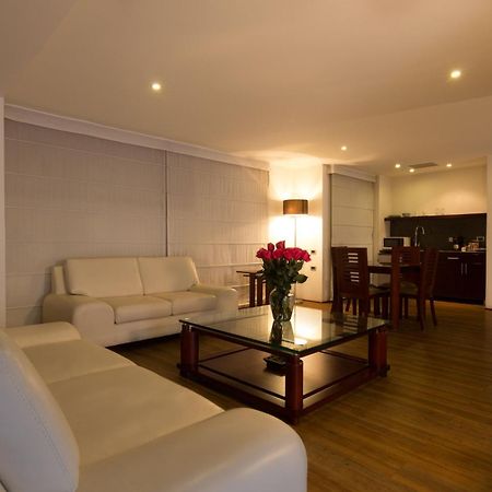 Suites Casa 95 Богота Номер фото