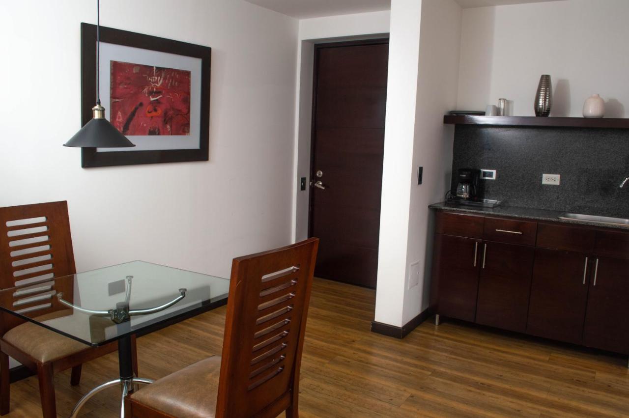 Suites Casa 95 Богота Экстерьер фото
