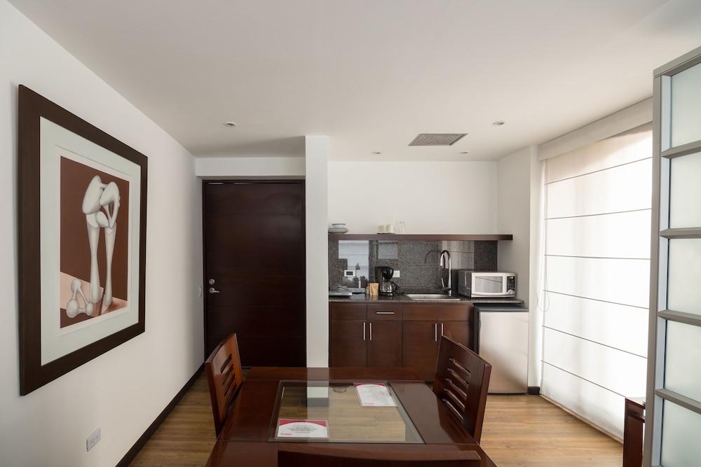Suites Casa 95 Богота Экстерьер фото